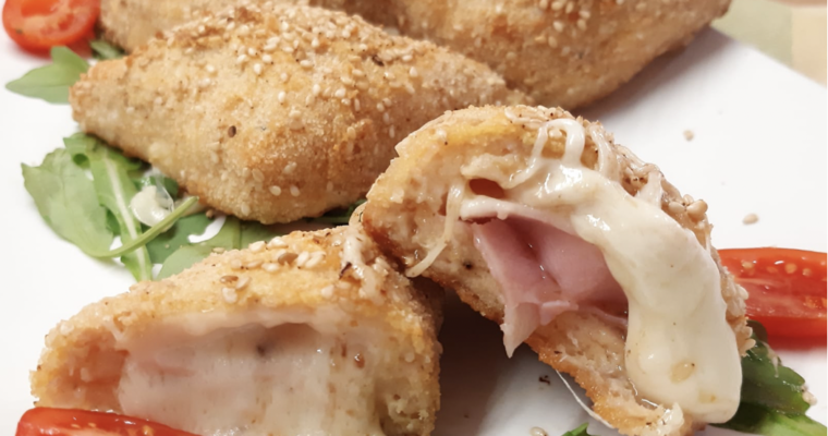 TRAMEZZINI DI POLLO CON PROSCIUTTO COTTO E FORMAGGIO