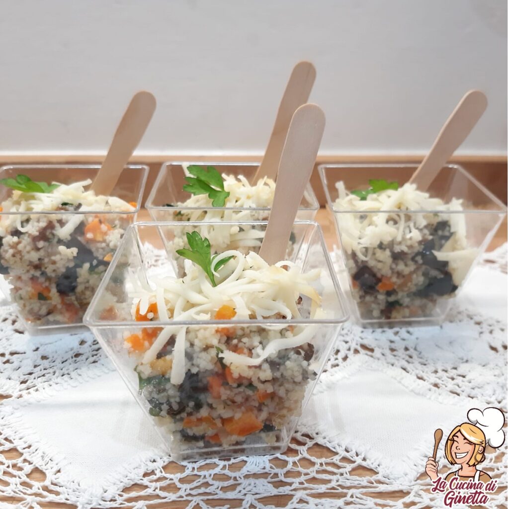 Bicchierini di cous cous sapore mediterraneo