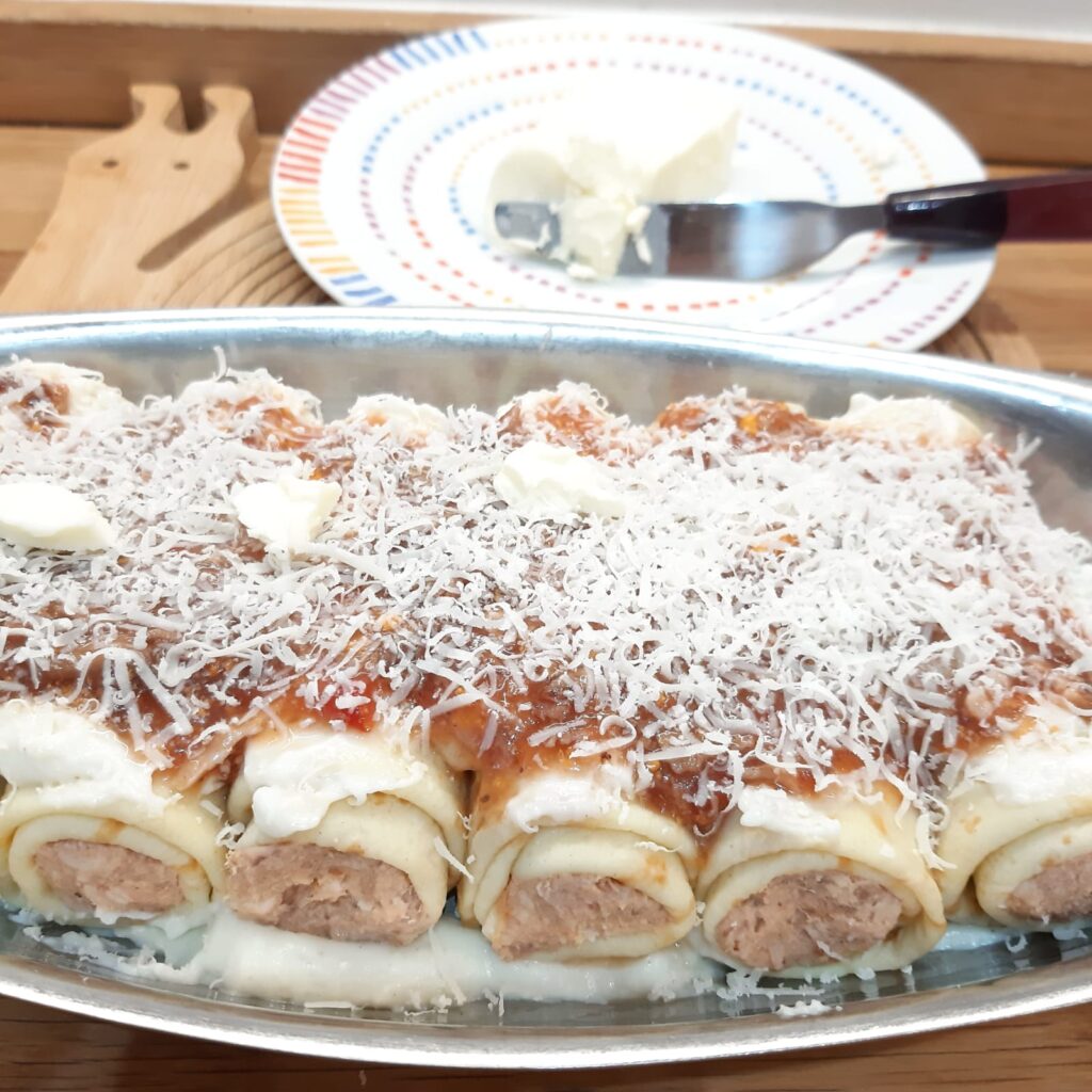 cannelloni di crepes con ripieno di carne