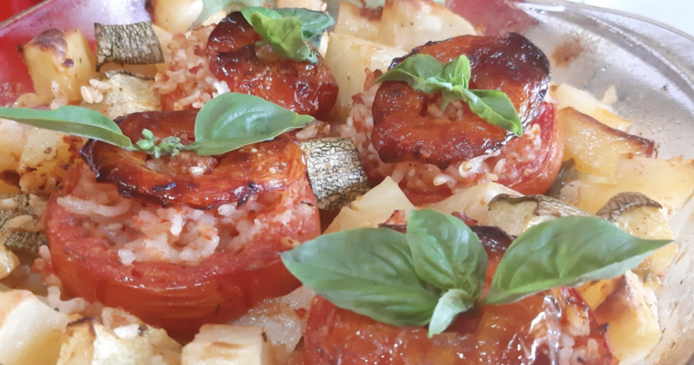 POMODORI CON RISO E PATATE AL FORNO