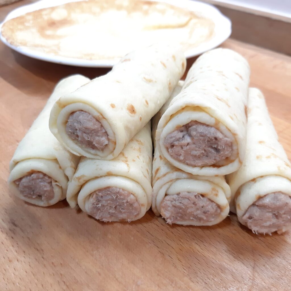 cannelloni di crepes con ripieno di carne