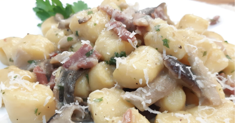 GNOCCHI PROSCIUTTO E FUNGHI MISTI