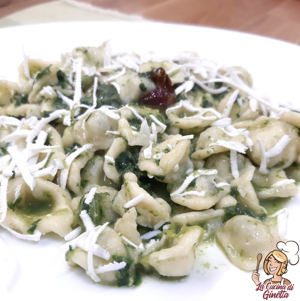 ORECCHIETTE CON BROCCOLETTI E RICOTTA SALATA