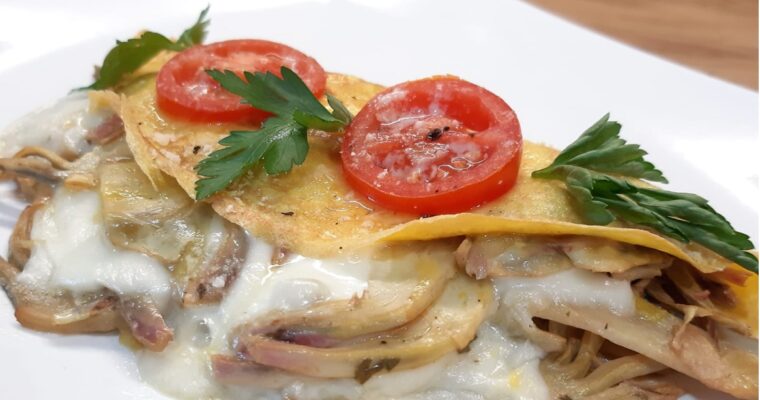 OMELETTE CON CARCIOFI E FORMAGGIO FILANTE