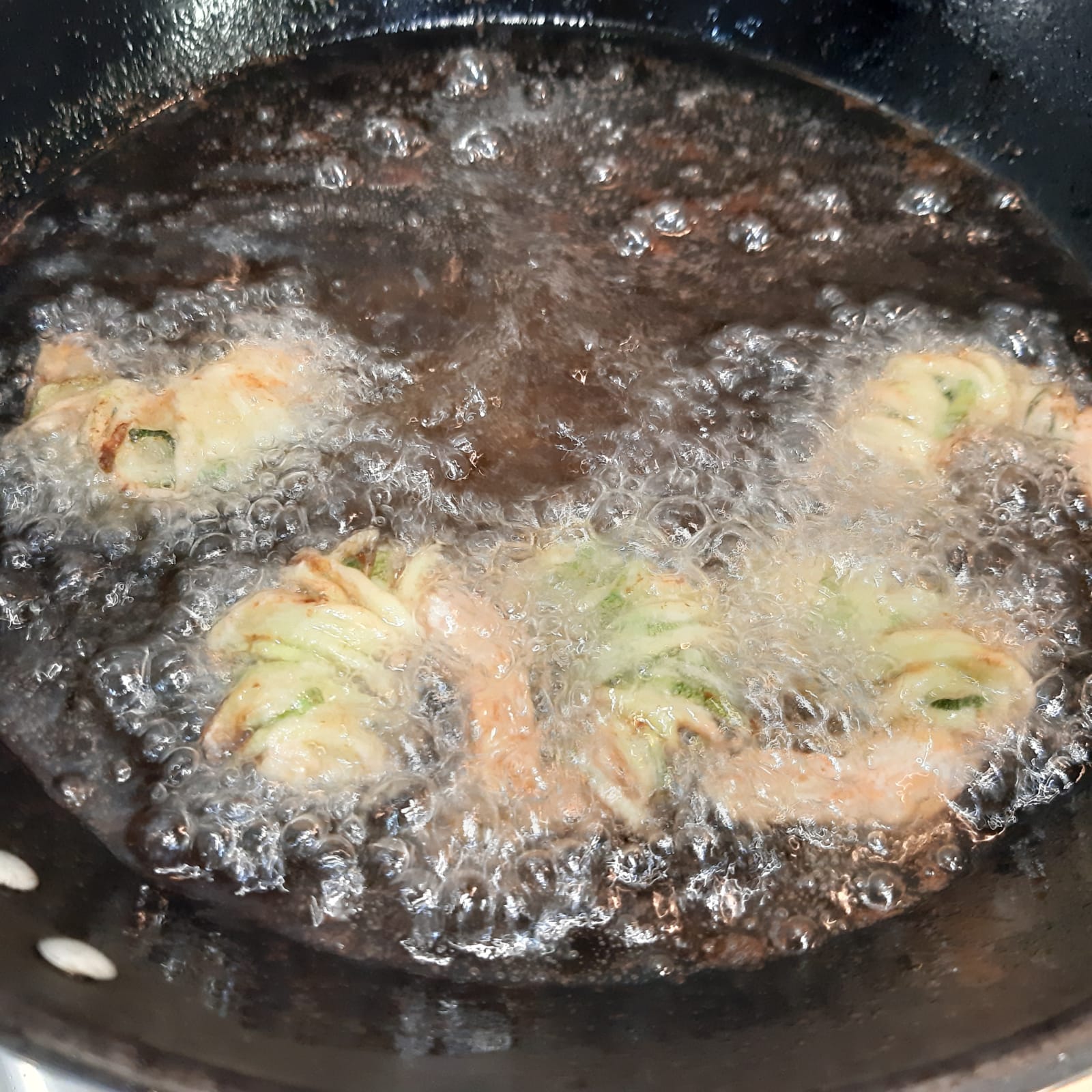 gamberi in gabbia di zucchine