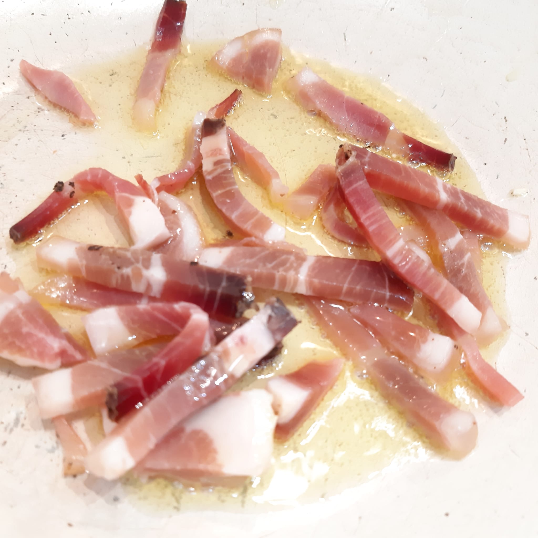 cavatelli con carciofi speck e pecorino