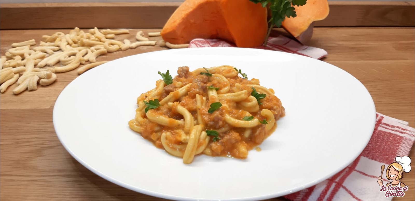 casarecce con zucca salsiccia e montasio