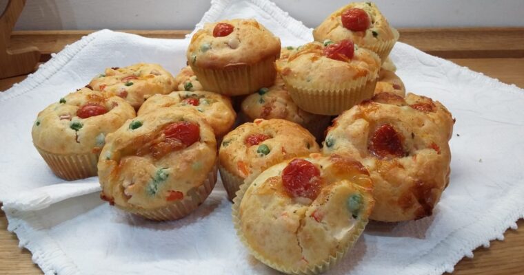 MUFFIN CON PROSCIUTTO COTTO E VERDURE