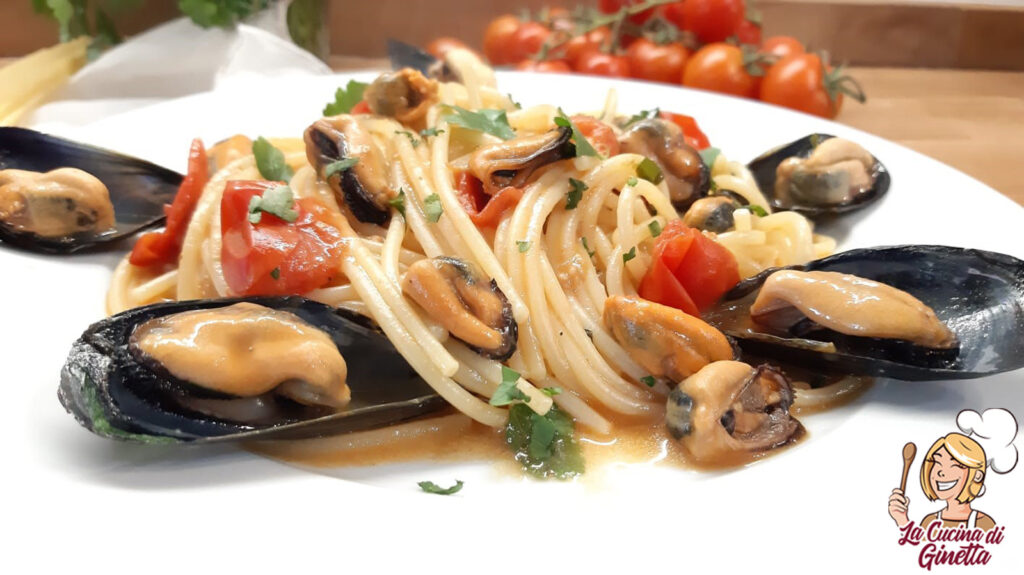 spaghetti con le cozze e pomodorini