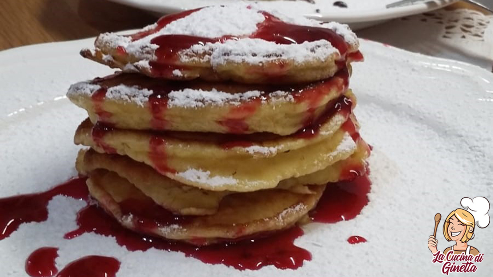 pancakes con sciroppo di amarene