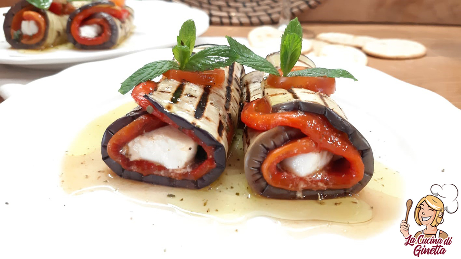 caprese di melanzane e peperoni arrostiti