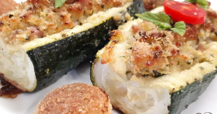 ZUCCHINE A BARCHETTA RIPIENE CON COTTO E FORMAGGIO