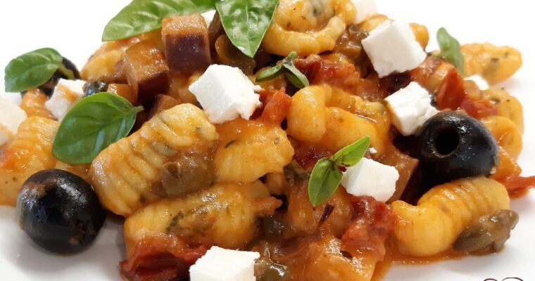 GNOCCHI AL BASILICO AI SAPORI MEDITERRANEI