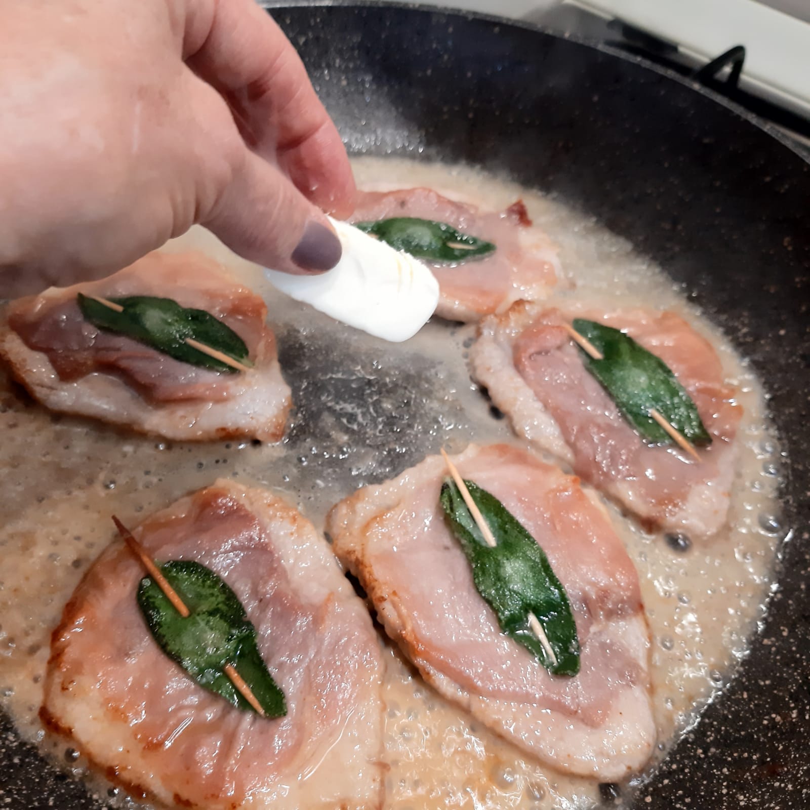 saltimbocca alla romana