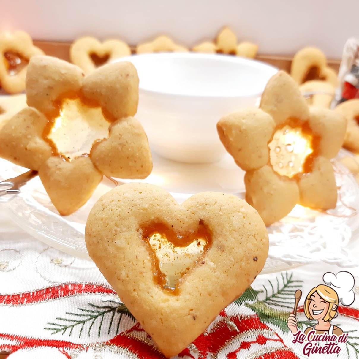 BISCOTTI SPEZIATI CON CUORE DI CRISTALLO