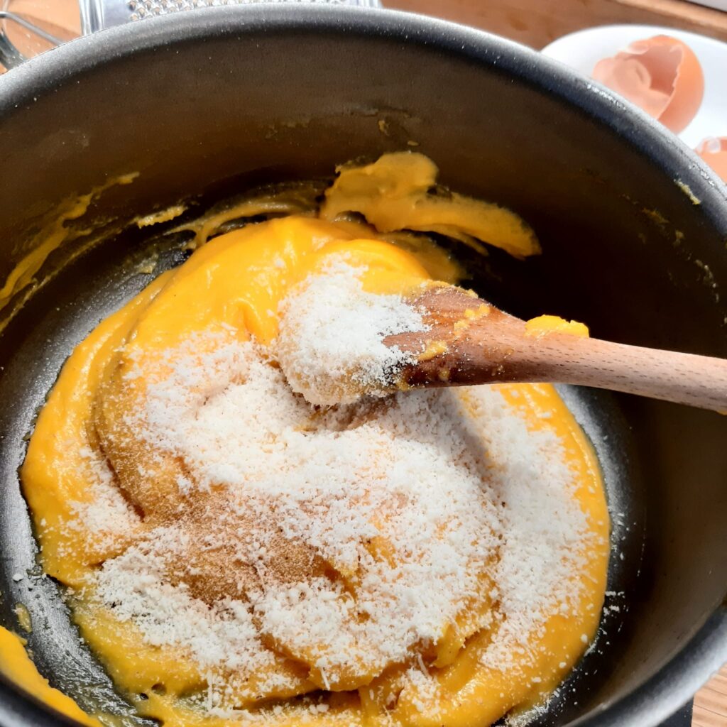 BIGNOLINI AL PARMIGIANO PER BRODO E VELLUTATE