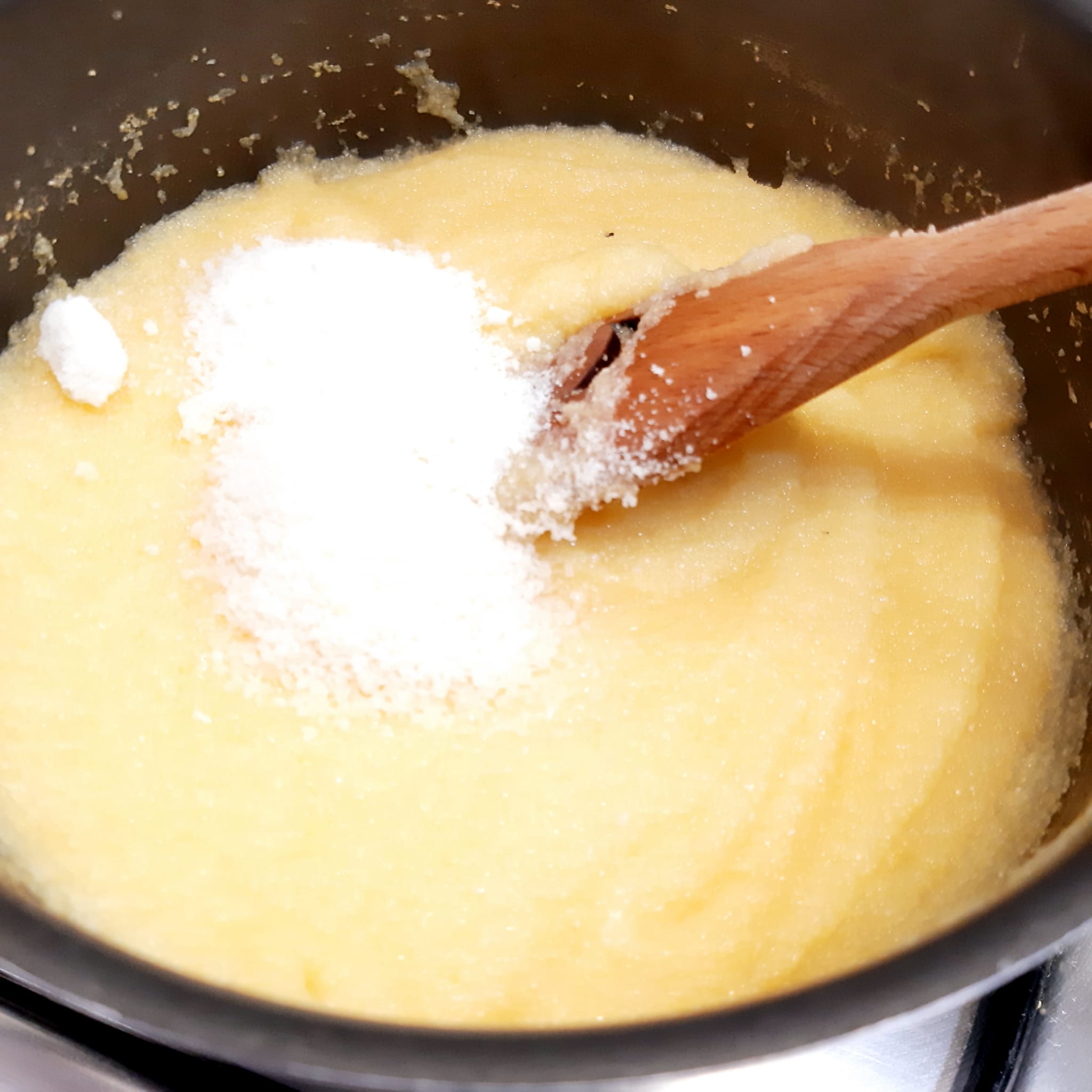 cuori di polenta al ragù di salsiccia