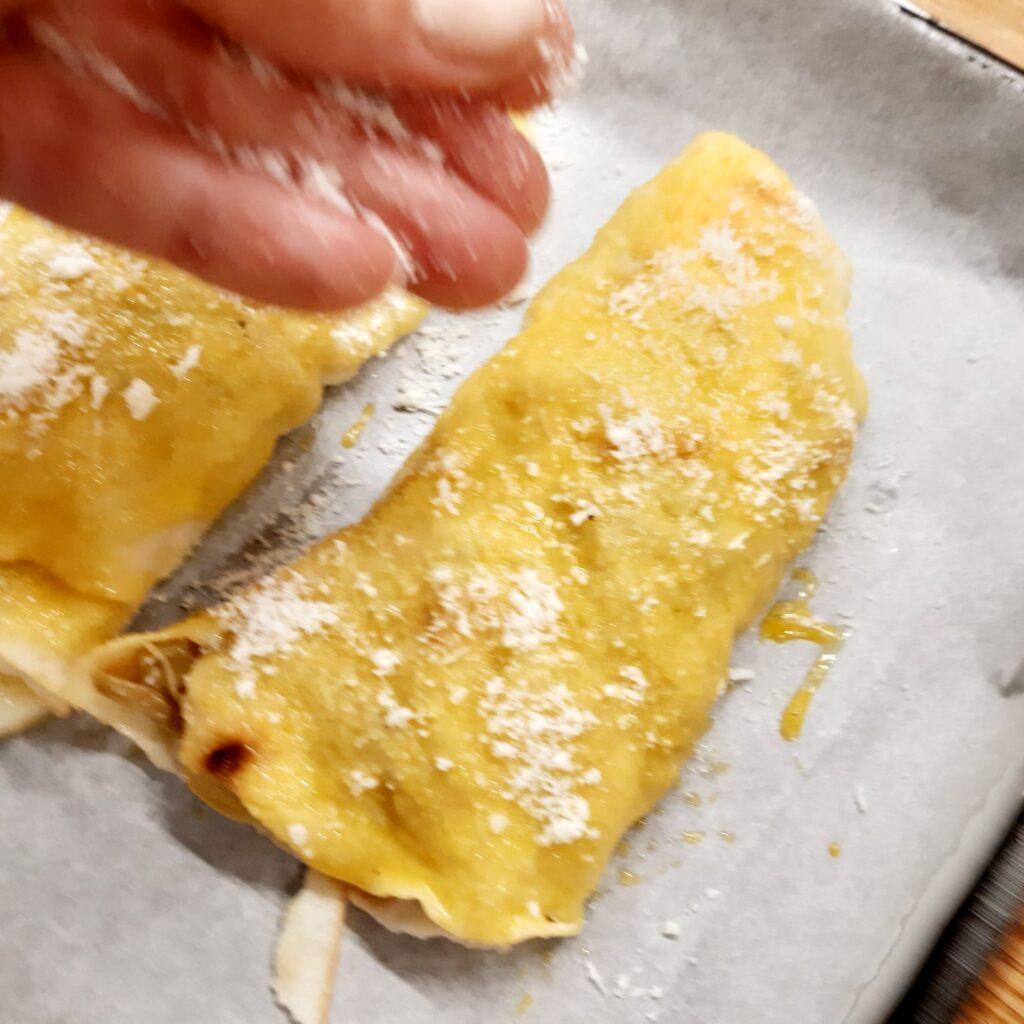 strudel di carciofi con pane carasau