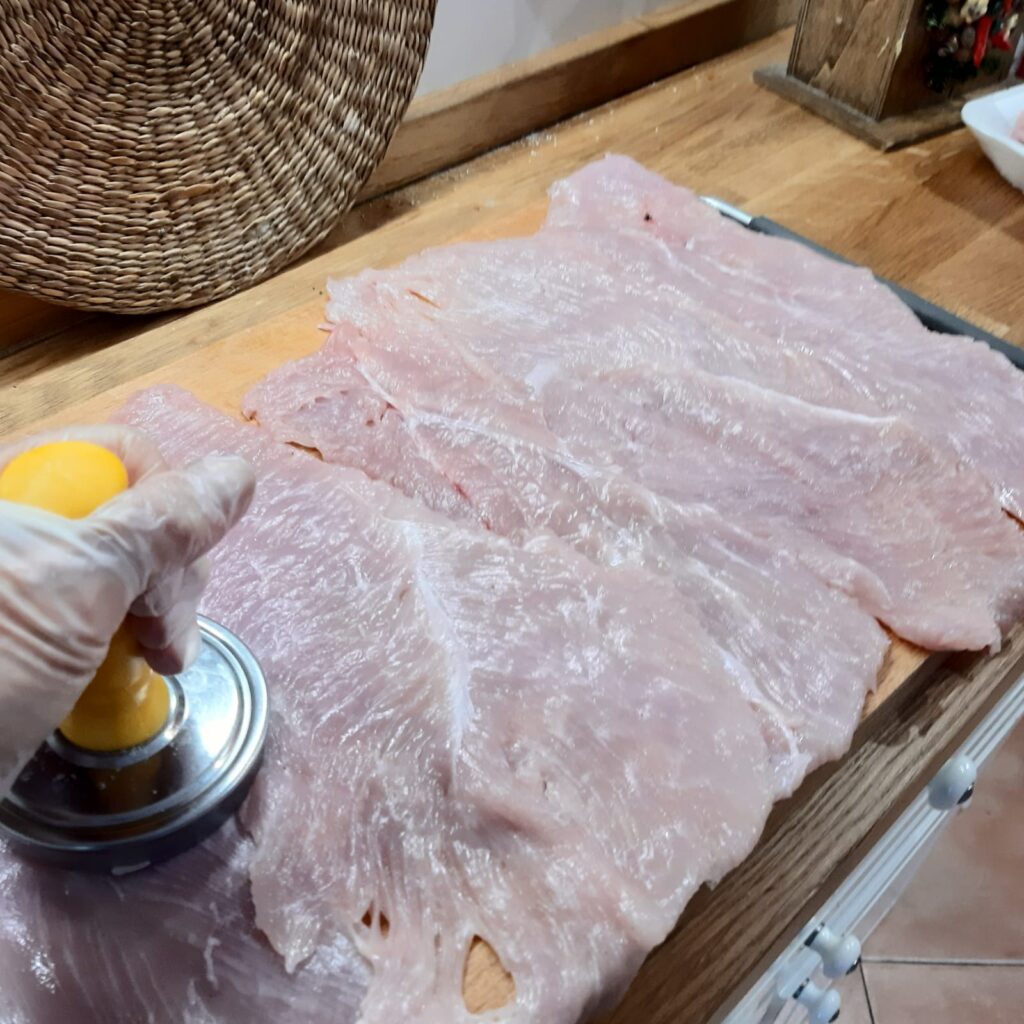 TACCHINO PORCHETTATO ALLO SPECK