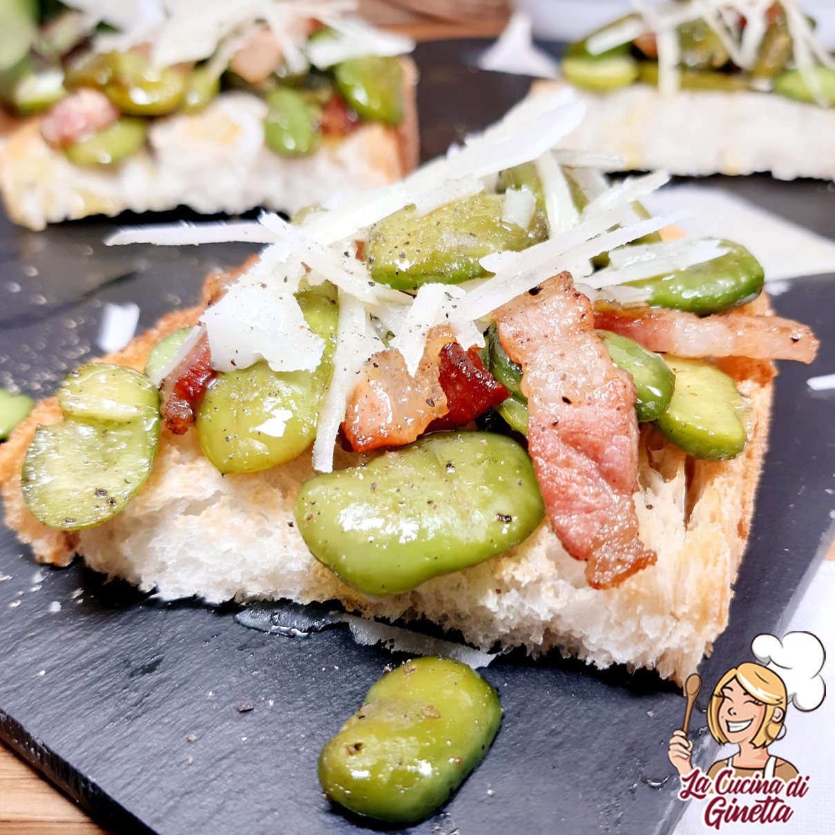 bruschetta con fave guanciale e pecorino