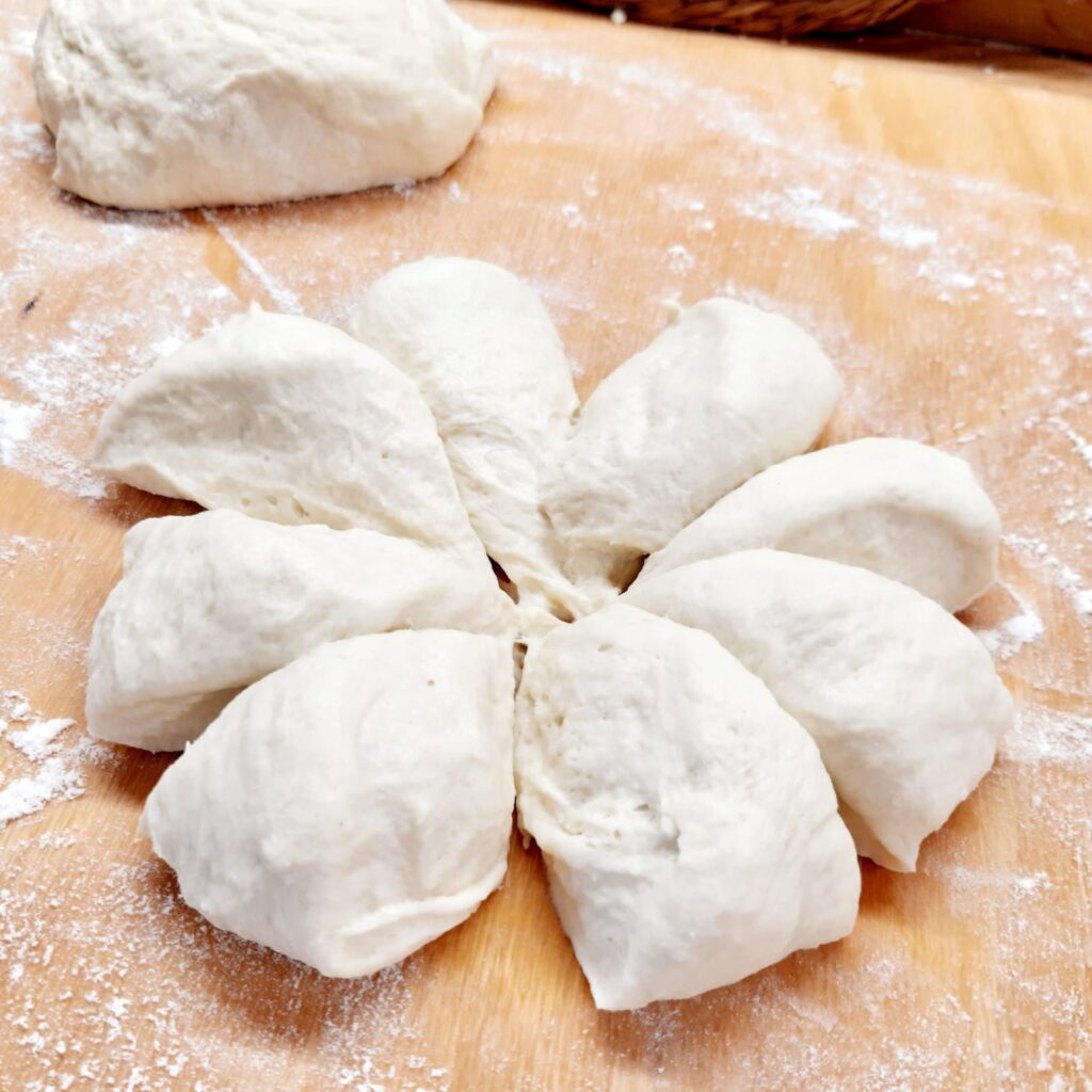 panzerotti ripieni con melanzane e formaggio