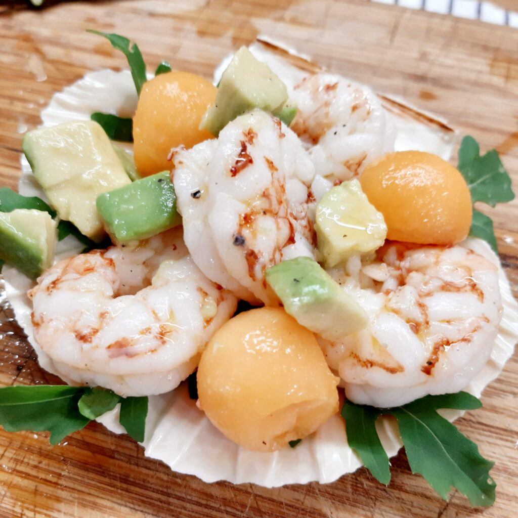 gamberoni con avocado e melone