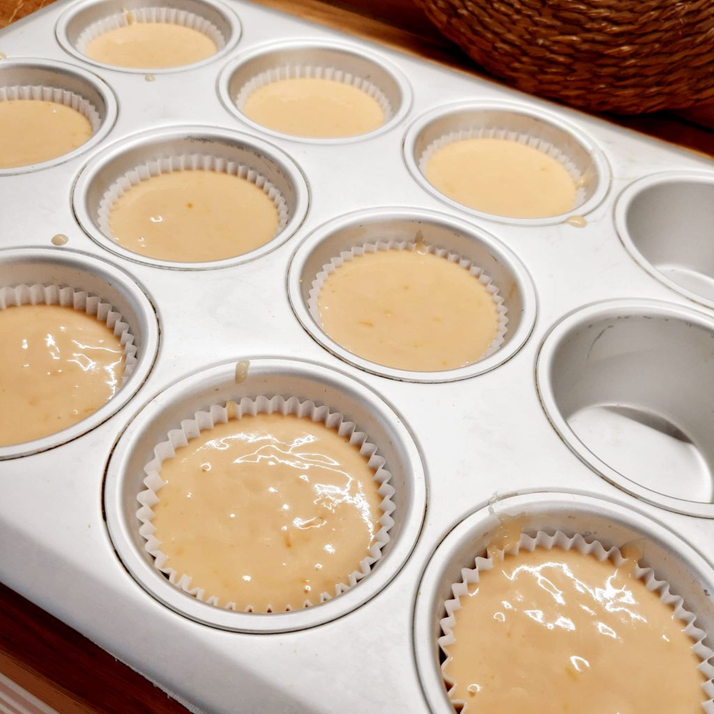 muffin con succo ACE e corn flakes