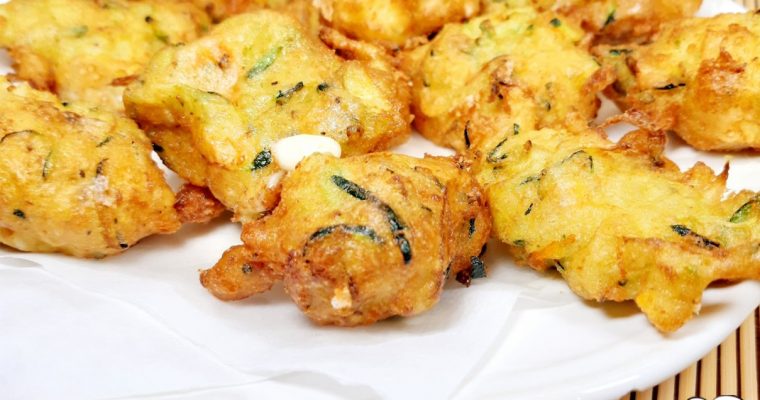 FRITTELLE DI ZUCCHINE FIORI DI ZUCCA E ACCIUGHE