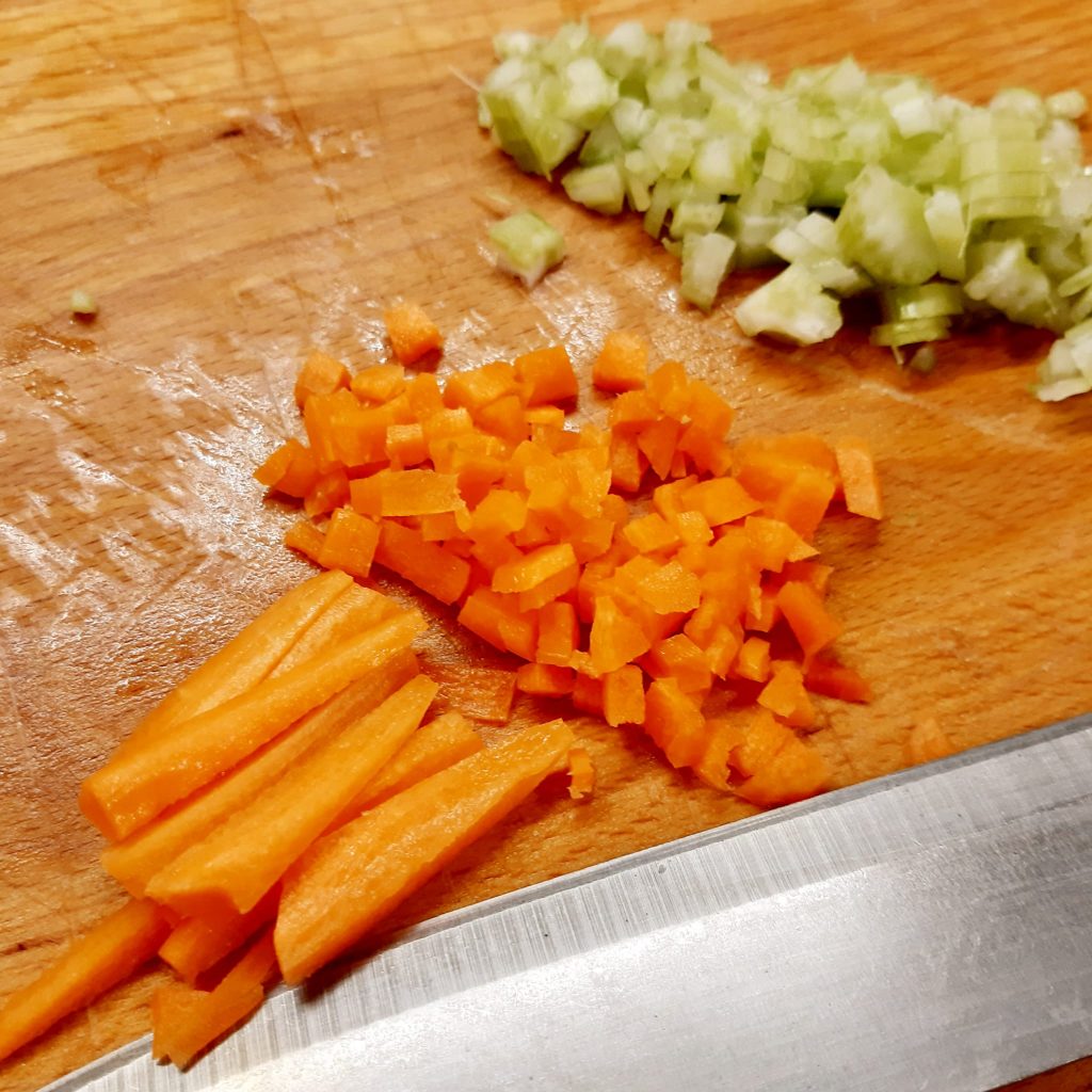 sformatini di verza e salsiccia su crema di zucca