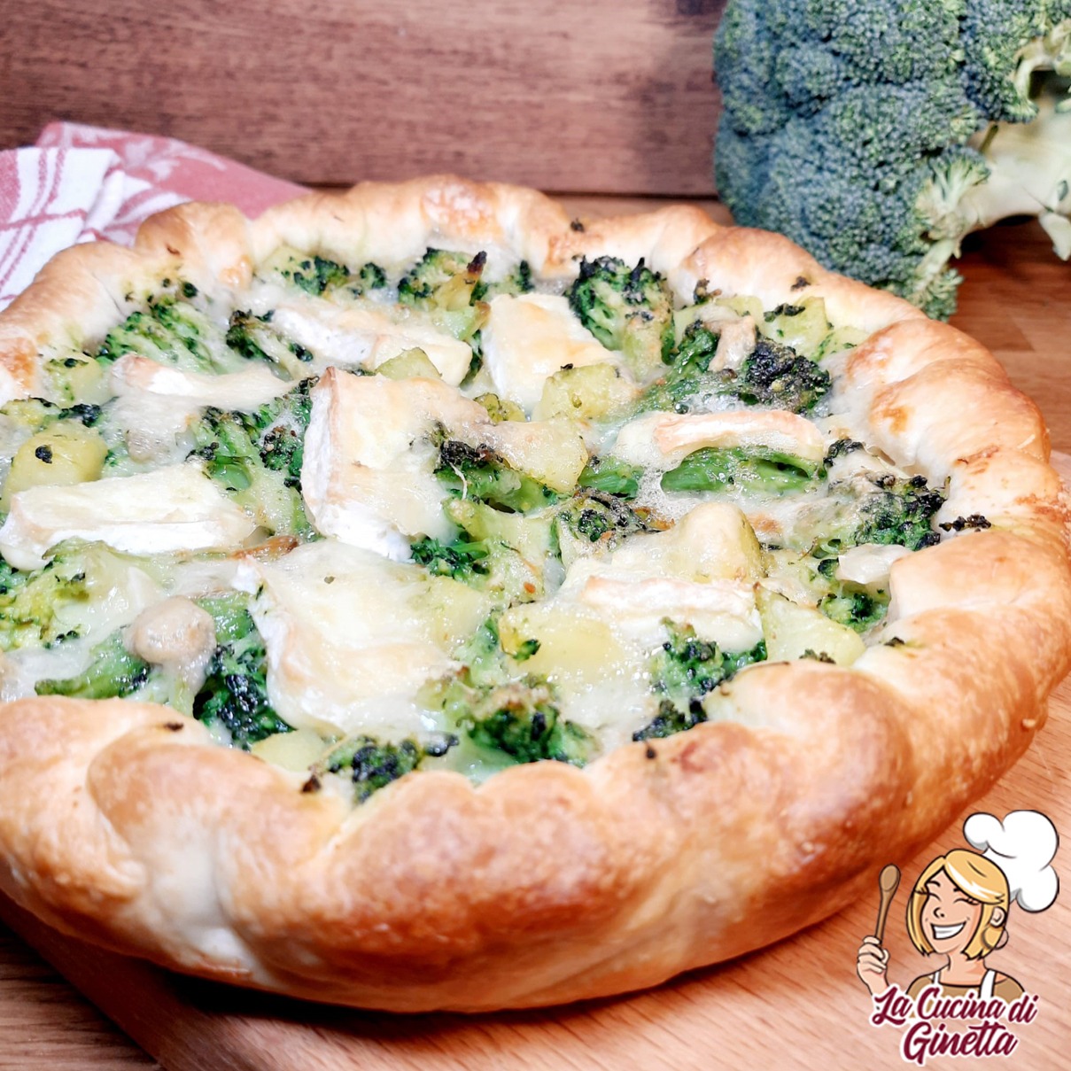 rustico con broccolo siciliano gorgonzola brie e fontina