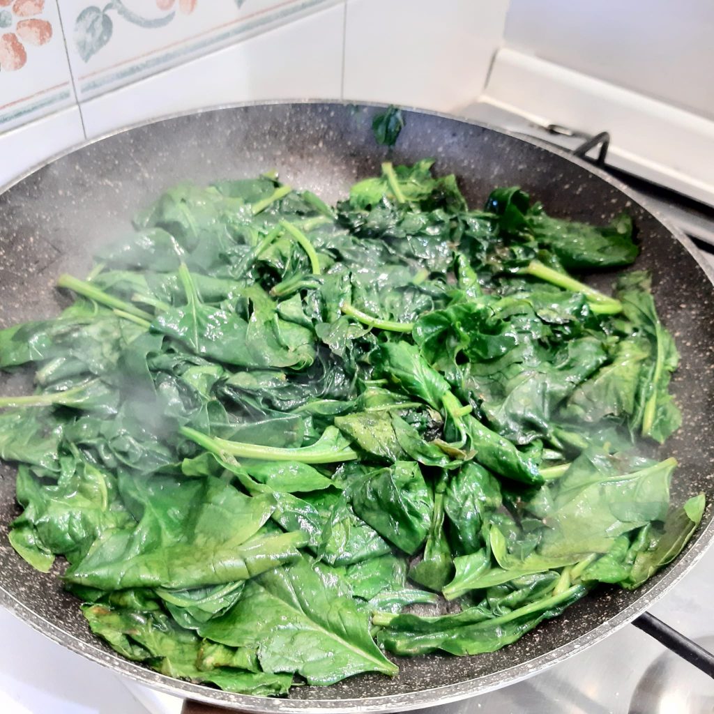 cornetti salati con ricca farcitura