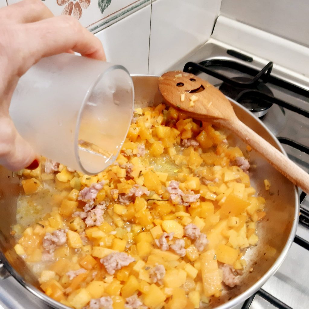 risotto al ragù di zucca e salsiccia