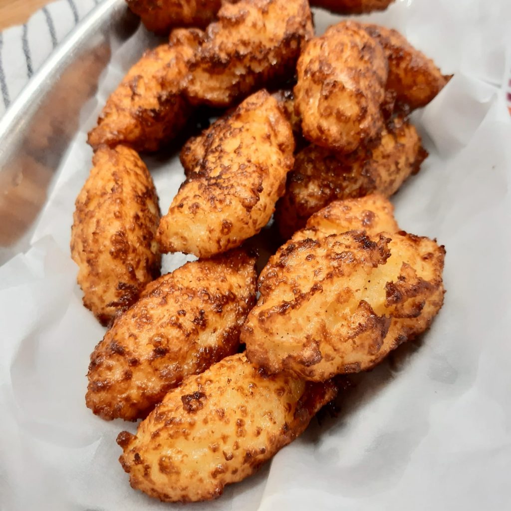 frittelle di riso con zucchero e cannella