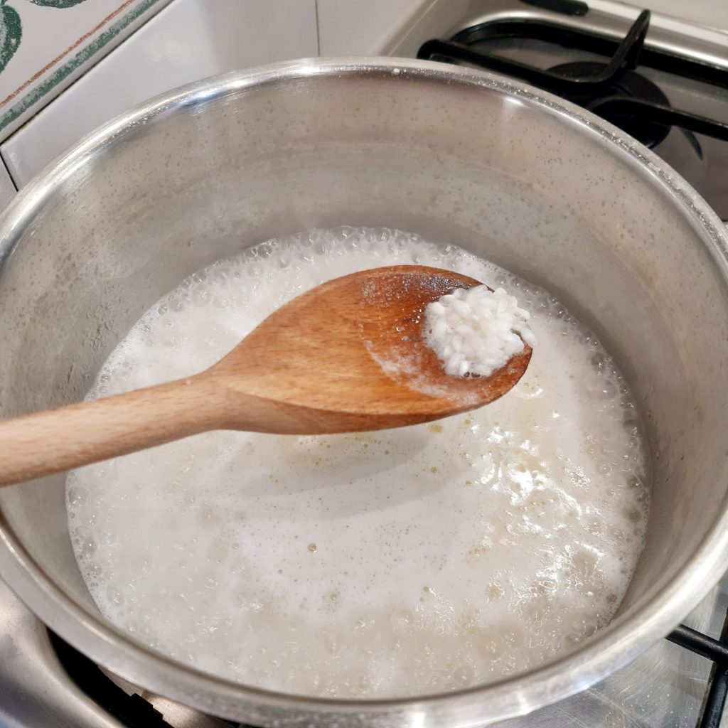 pizza di riso alla margherita