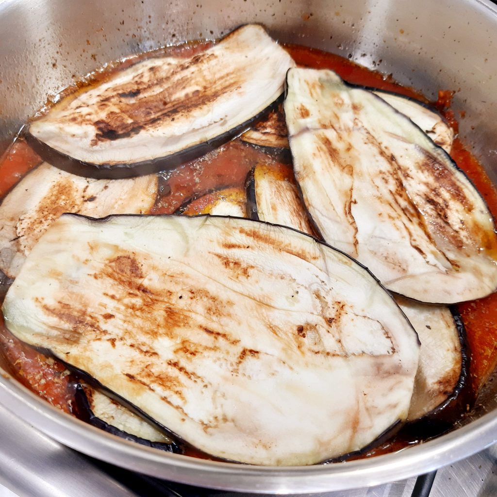 melanzane alla pizzaiola con mozzarella