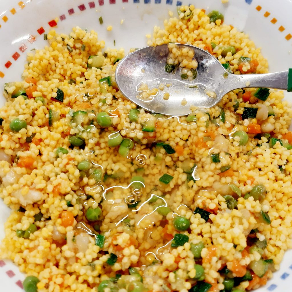 polpettine di cous cous  con verdure e gamberi