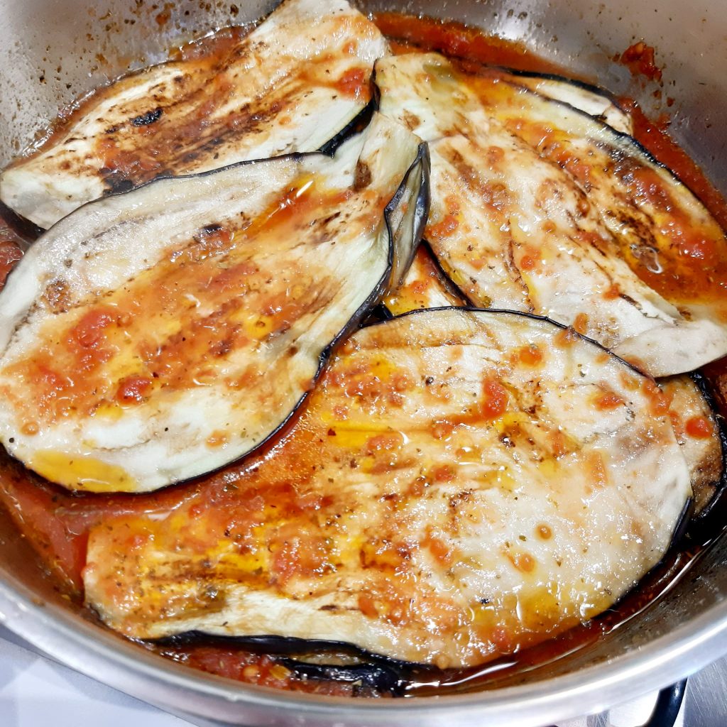 melanzane alla pizzaiola con mozzarella