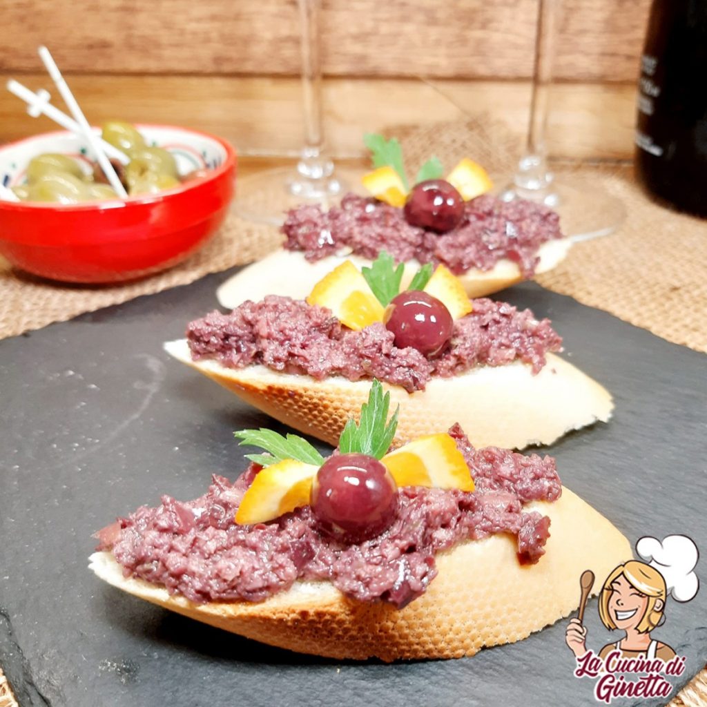 crostini con patè di olive Itrana