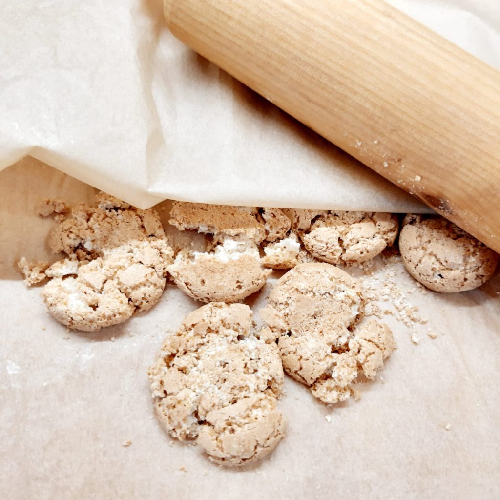 biscotti settembrini con fichi e amaretti