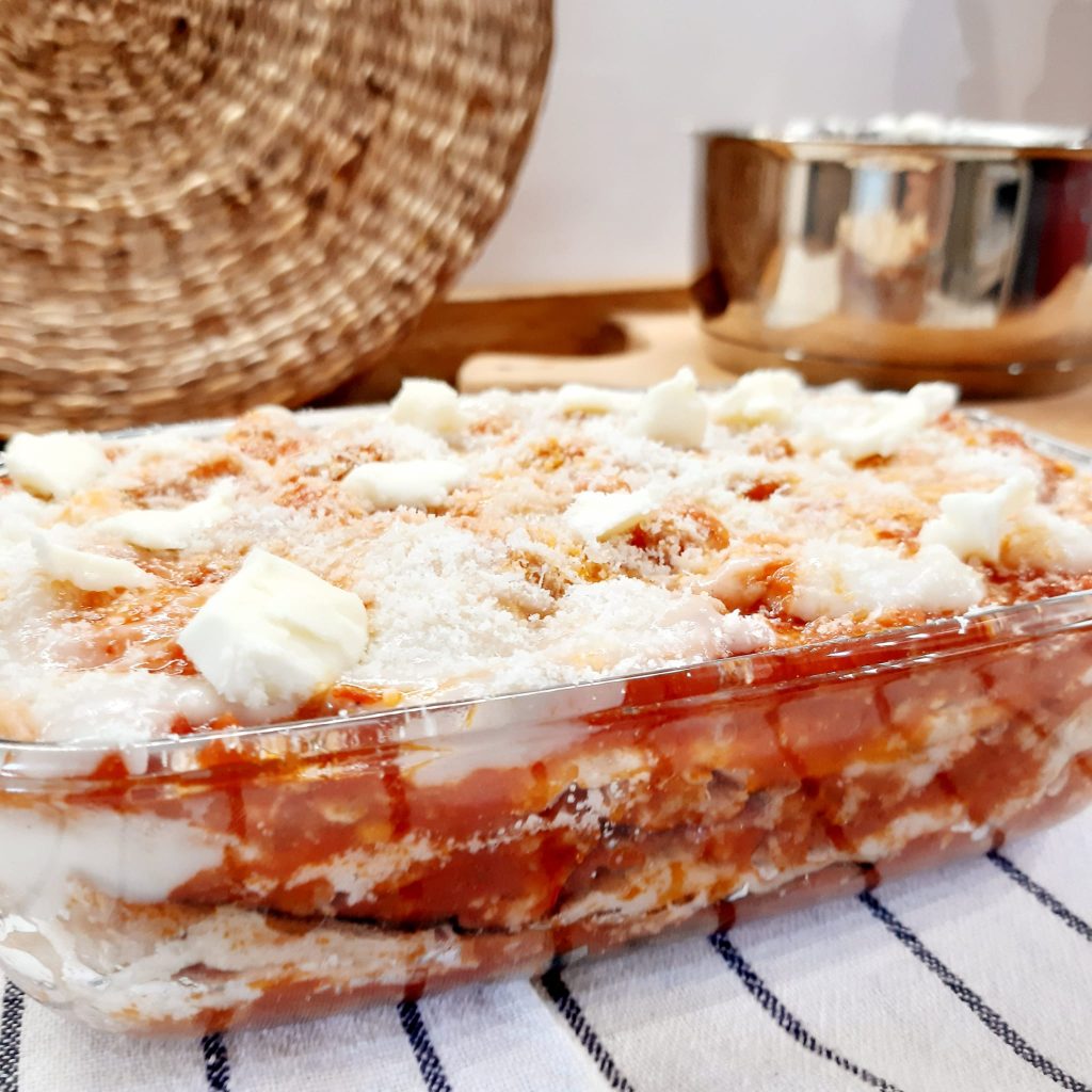 lasagna con pane carasau al ragù di salsiccia