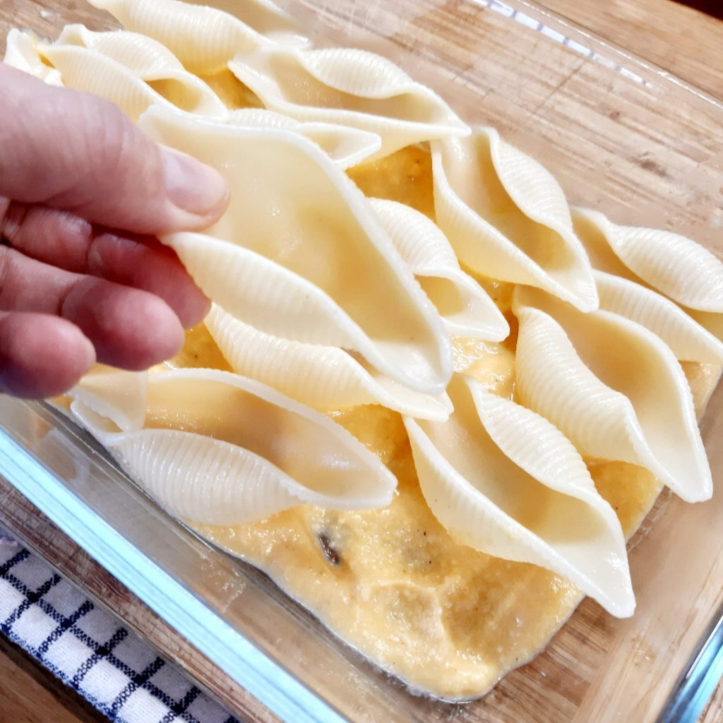 conchiglioni con zucca prosciutto cotto e scamorza