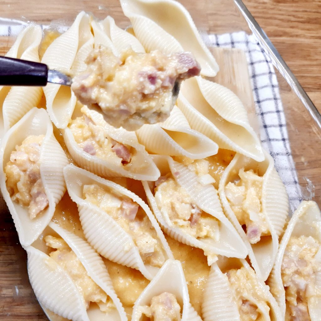 conchiglioni con zucca prosciutto cotto e scamorza