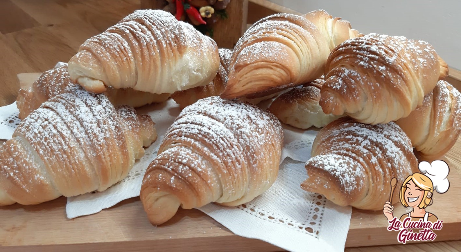 cornetti casalinghi di pasta brioche