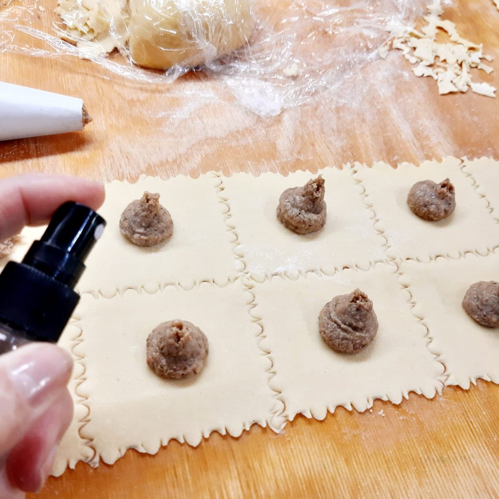 tortelloni ripieni di cotechino e lenticchie