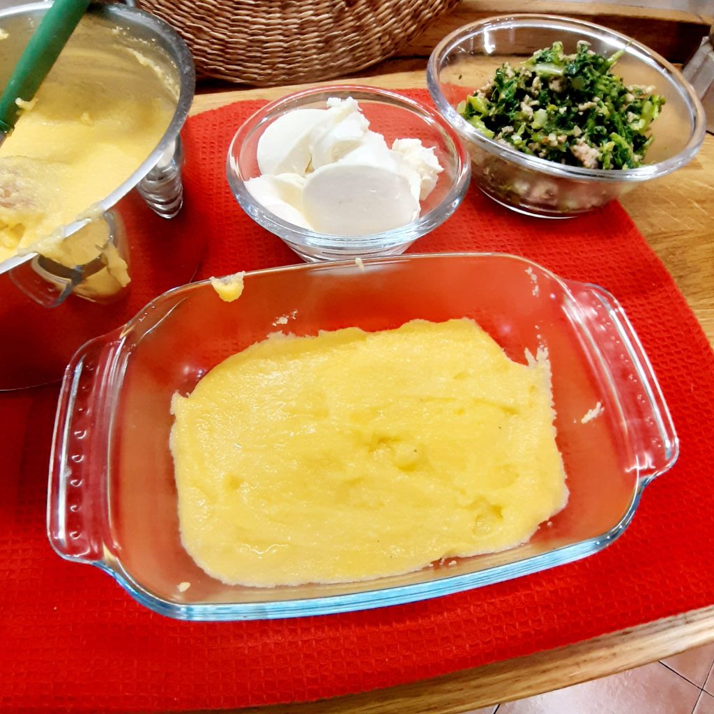  lasagna di polenta con broccoletti e salsiccia