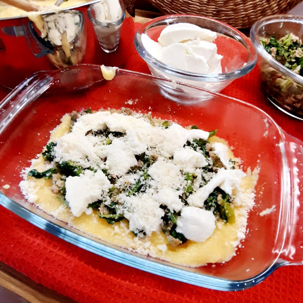  lasagna di polenta con broccoletti e salsiccia