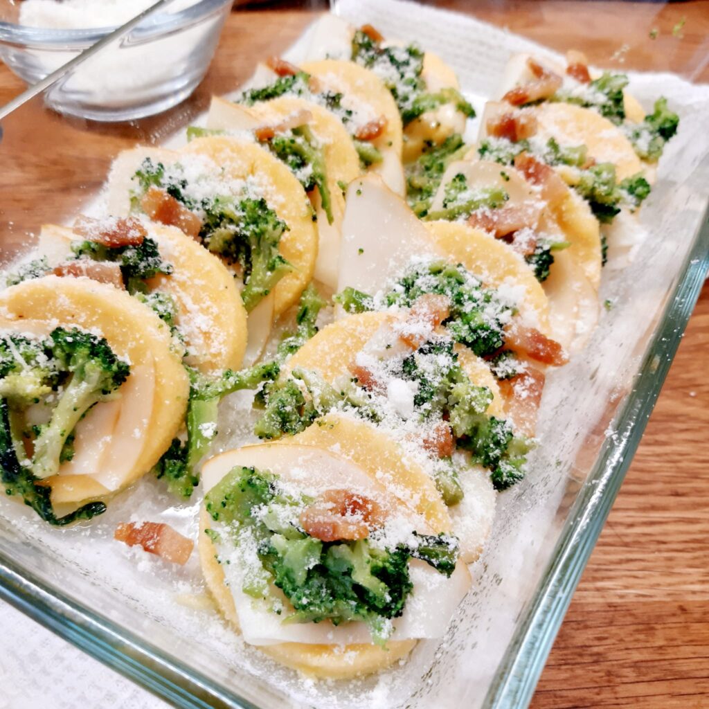 Gnocchi di polenta alla romana con scamorza e broccoli