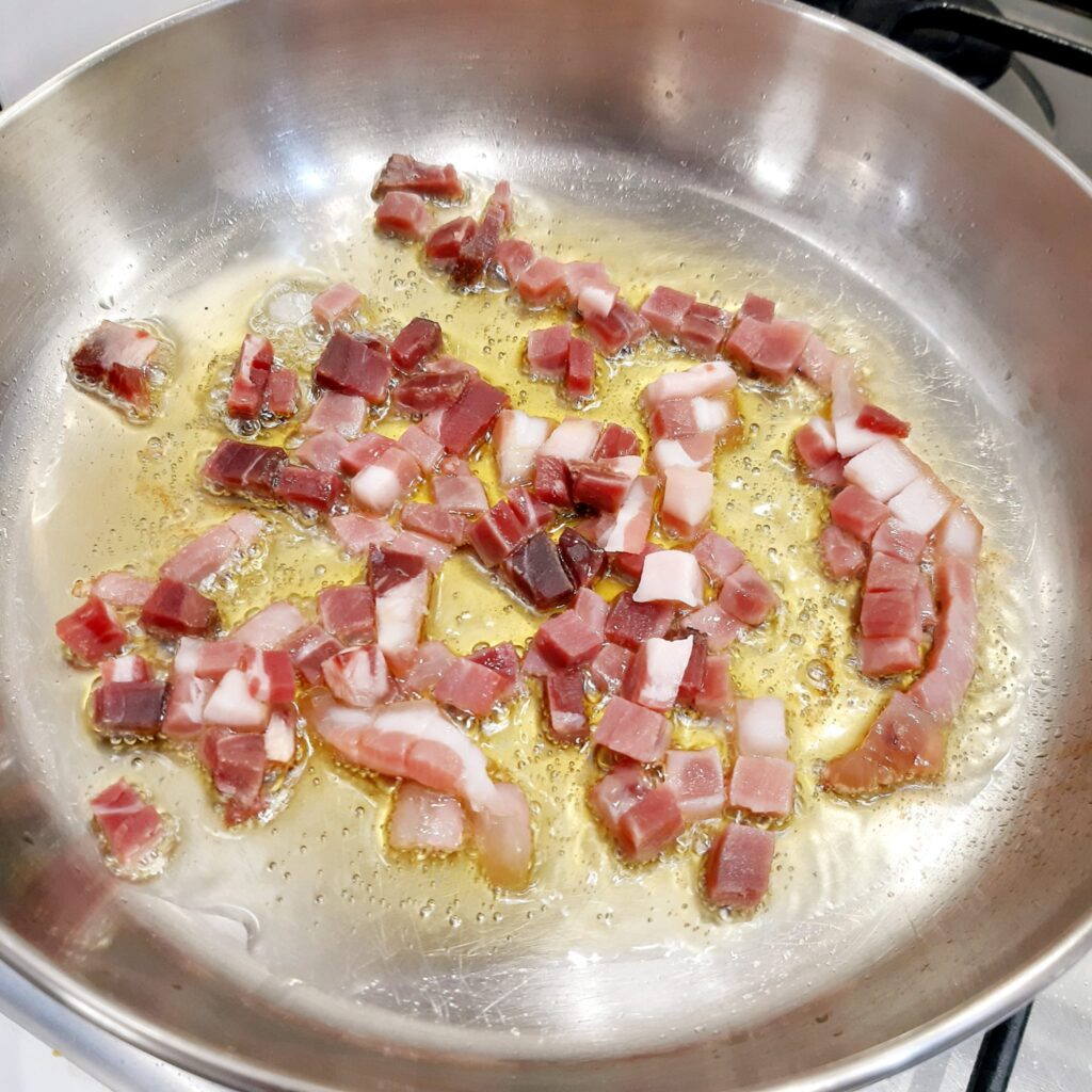 ORZOTTO MANTECATO CON SPECK E MELE