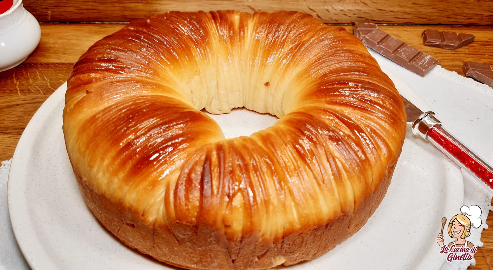 brioche gomitolo con cuore di cioccolata