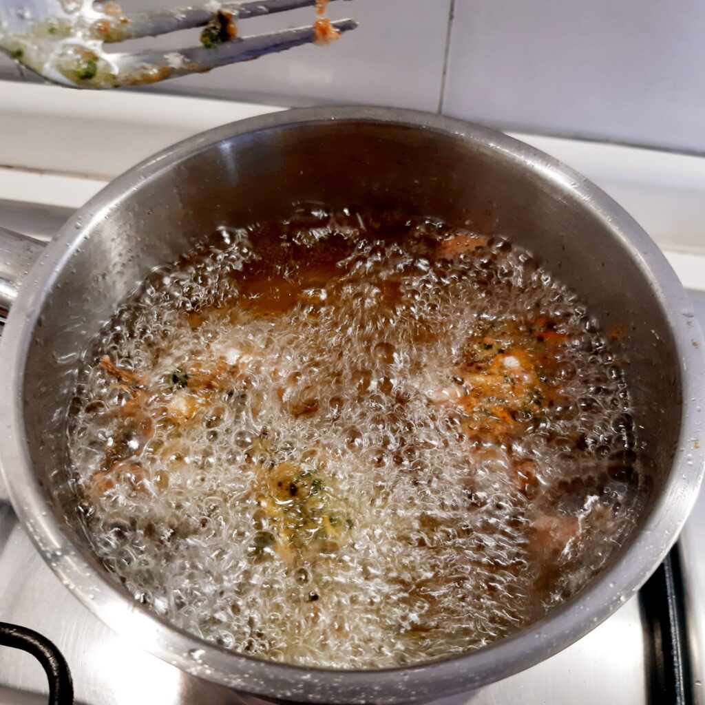 frittelle di borragine carote e formaggio